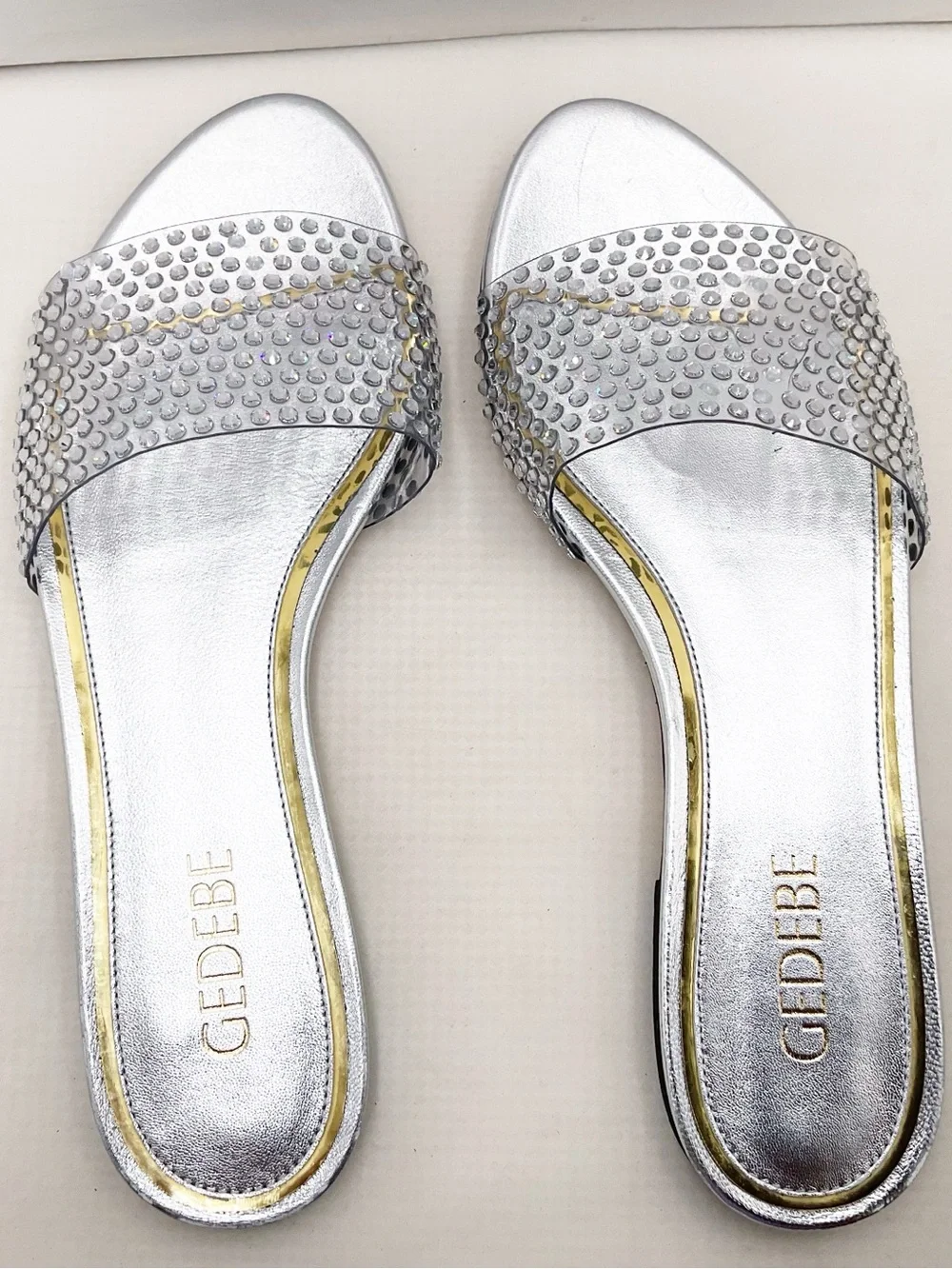 🆕{Gedebe} Metallic Leather Silver Crystal  Embellished Slides Sandals